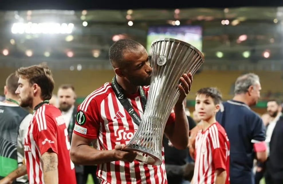 紧张对决，欧洲强队鏖战争夺冠军资格