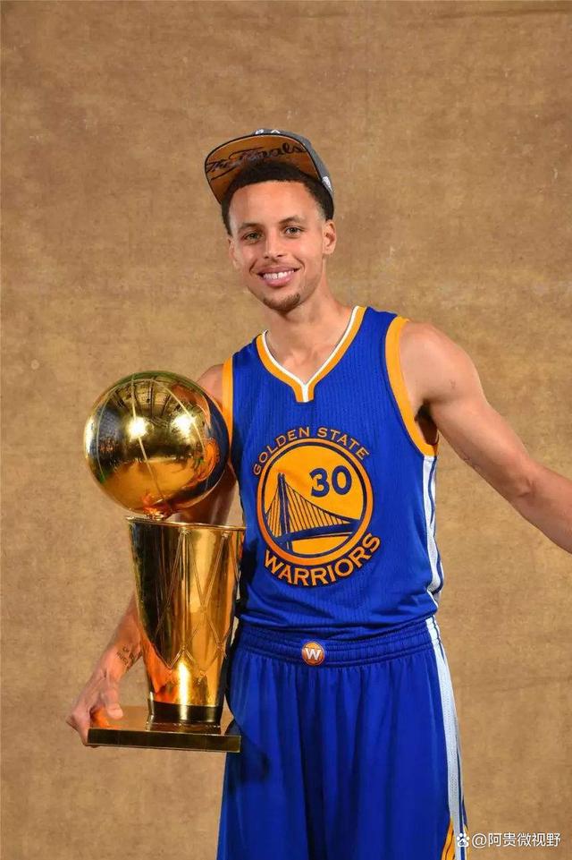 凯尔特人险胜库里，命运悬念关键表现点燃全场！