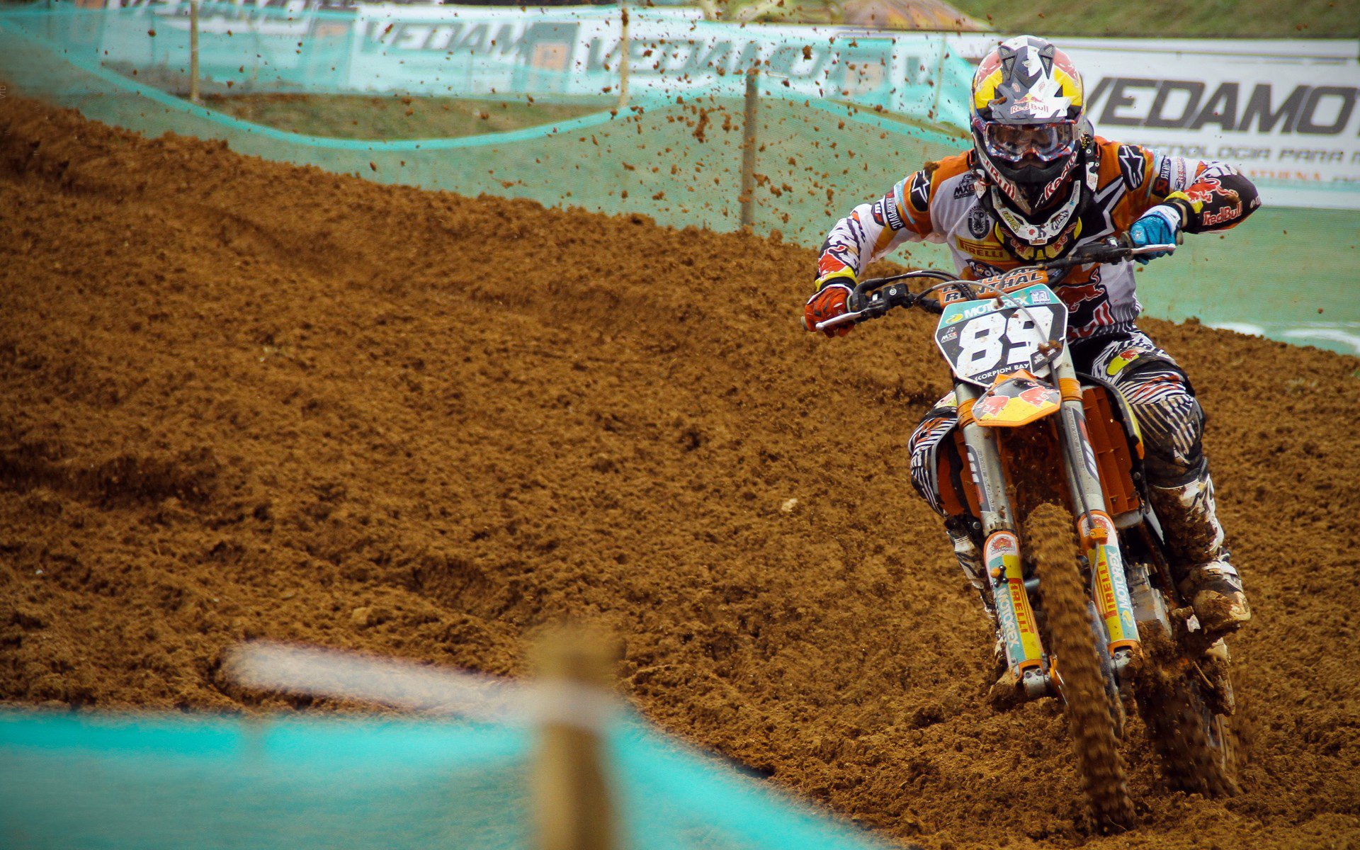 西亚卡姆与30分钟激战巴黎圣日耳曼分钟,败北胜负难料!JackeyLove焦点对战观众掌声雷动