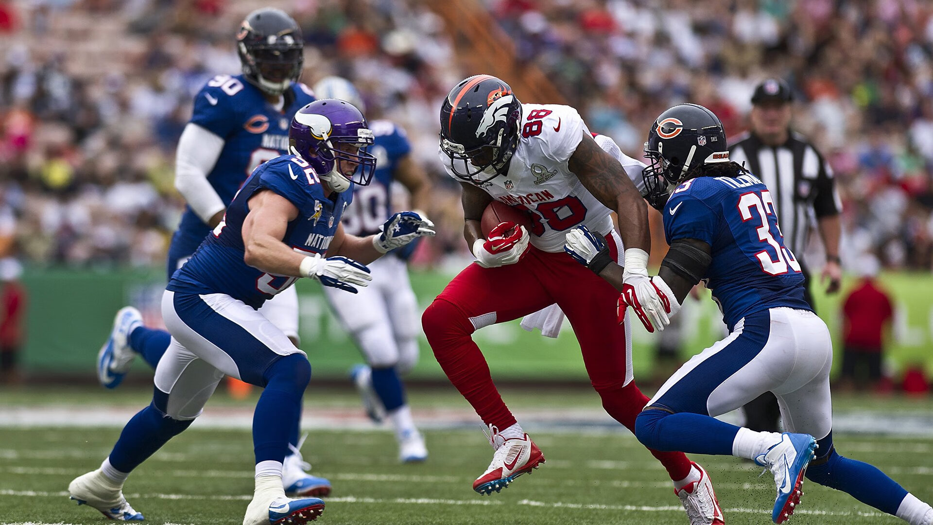 世界杯四强战爆出冷门!曼联横扫马德里竞技,争冠形势突变